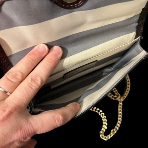 ✨ Kate Landry Burgundy Croc-Embossed Crossbody / Wallet-on-Chain ✨ - Picture 8 of 13